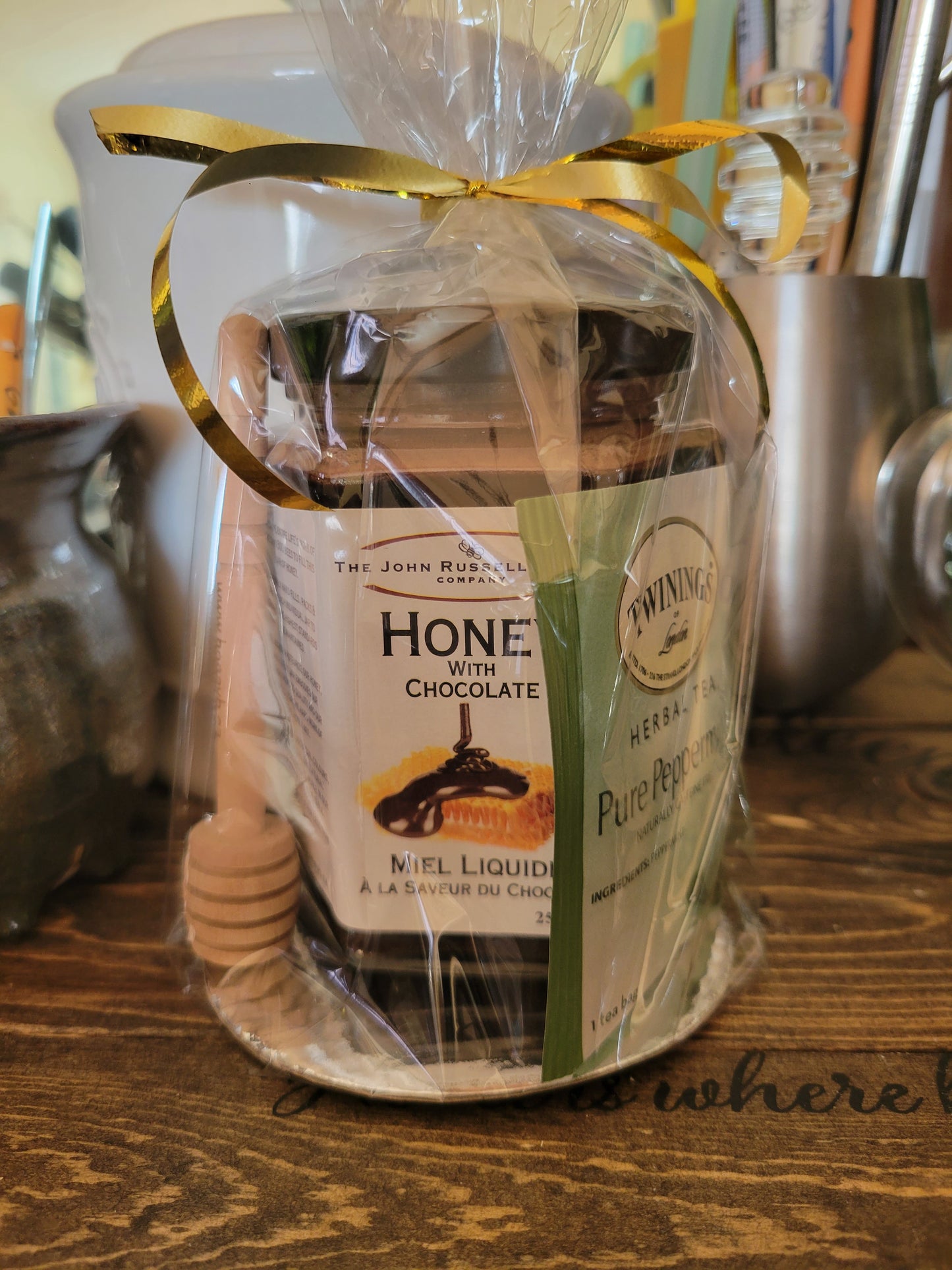 Tea and dipper gift pack