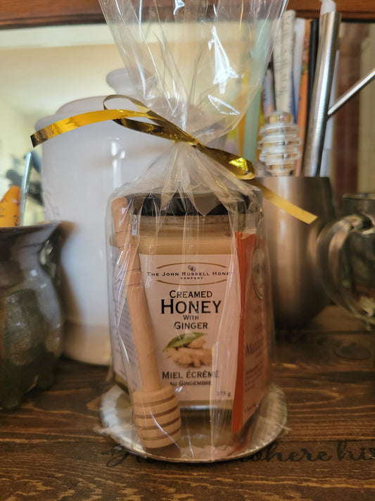 Tea and dipper gift pack