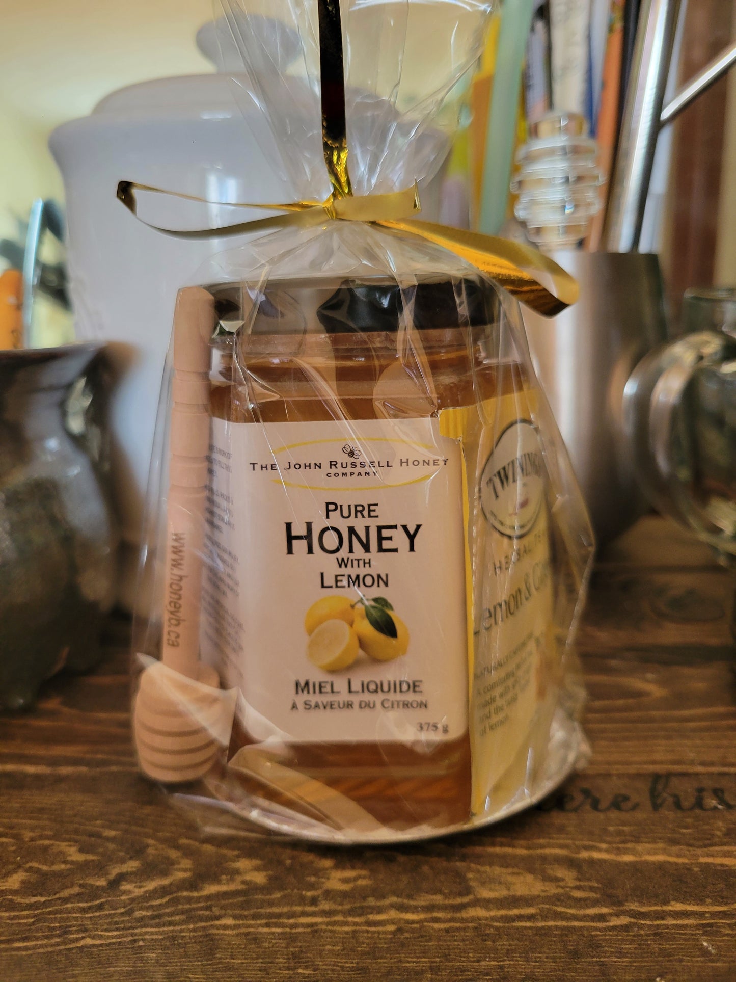 Tea and dipper gift pack