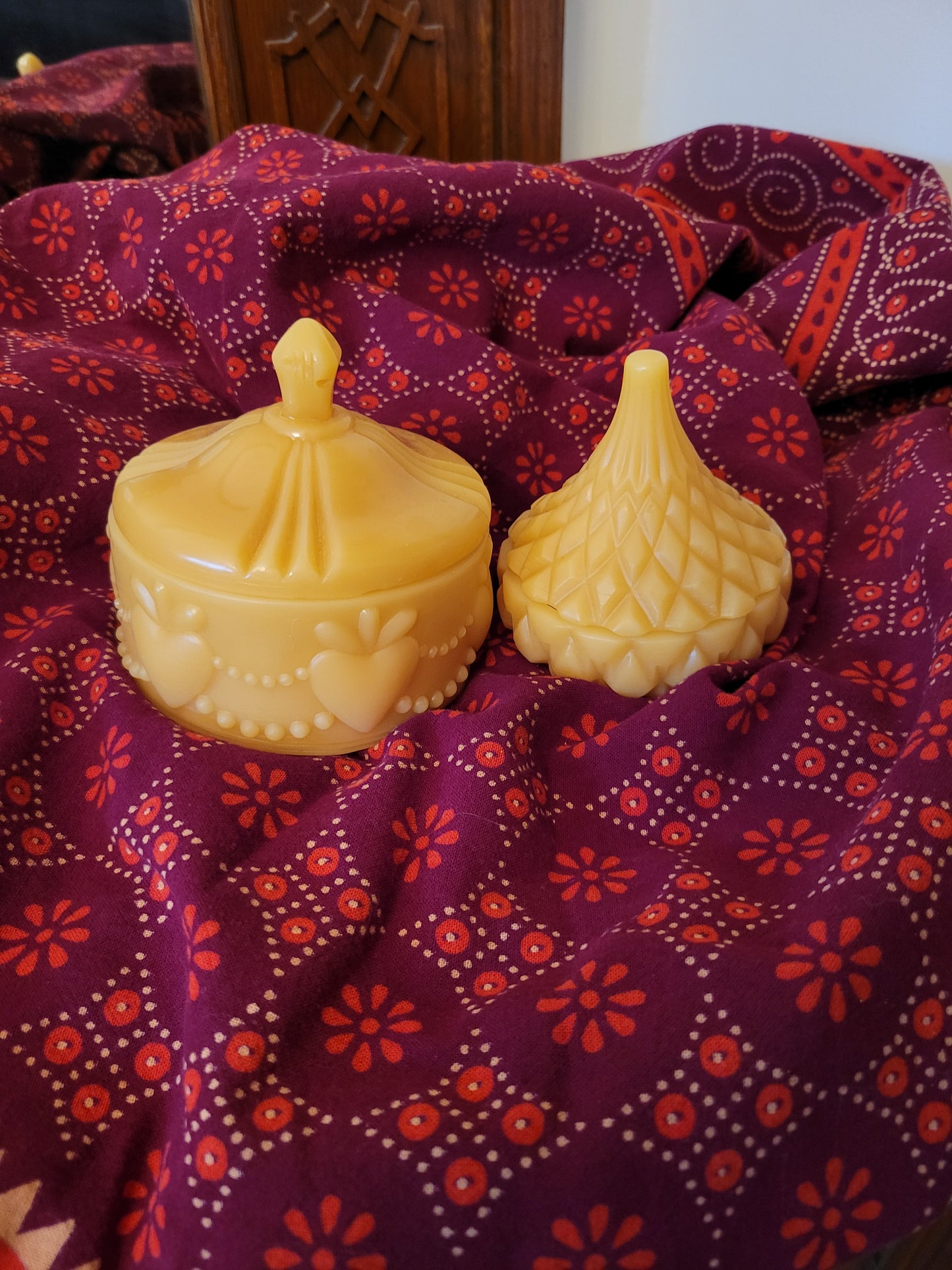 Beeswax Pots